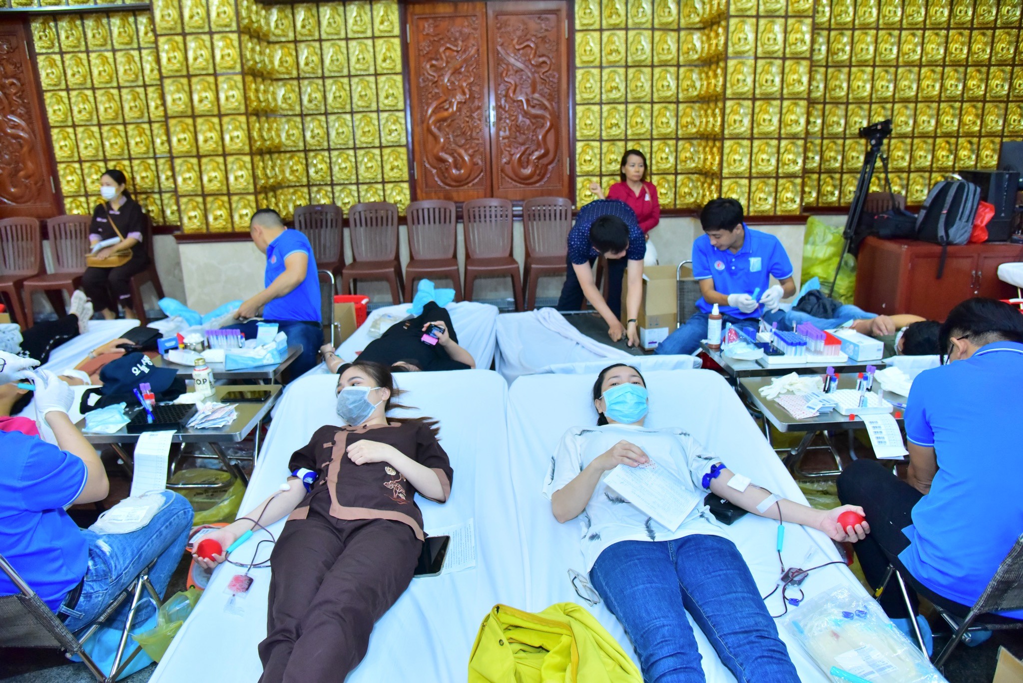 Hiến máu nhân đạo lần 78 hơn 350 tình nguyện viên góp giọt máu hồng cho xã hội