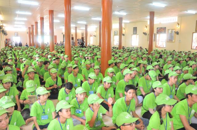 Cần Thơ: Chư tôn đức giáo phẩm giao lưu với 1200 bạn trẻ tại Hội trại Phật giáo