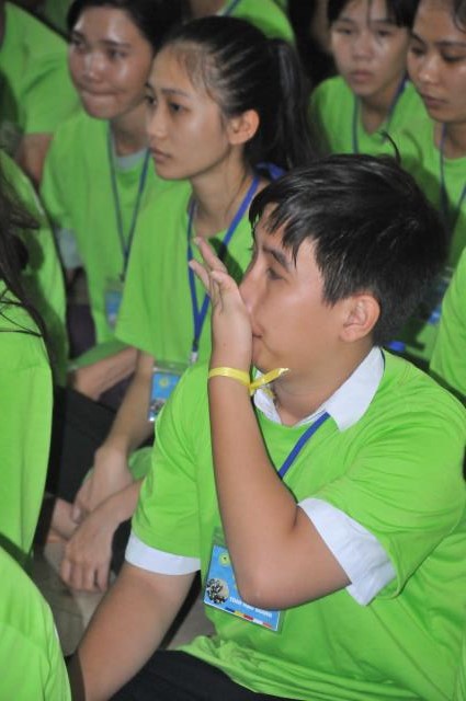 Cần Thơ: Chư tôn đức giáo phẩm giao lưu với 1200 bạn trẻ tại Hội trại Phật giáo