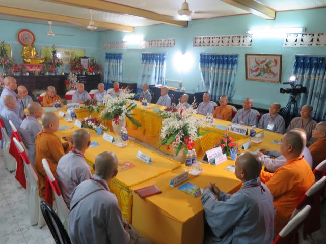 Nghiêm túc giờ thi viết Tự luận Đại giới đàn Đồng Huy
