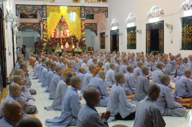 Gội rửa thân tâm, cần cầu chánh giới