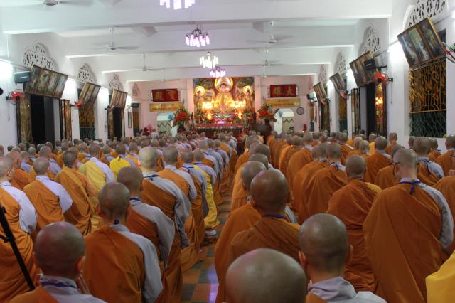 Gội rửa thân tâm, cần cầu chánh giới