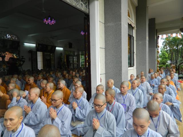 Ban tổ chức Giới trường Ni sách tấn giới tử
