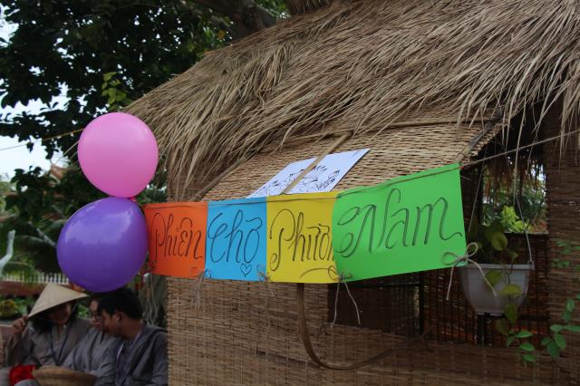 Cần Thơ: Vui nhộn cuộc thi trò chơi dân gian tại Hội trại tuổi trẻ 11