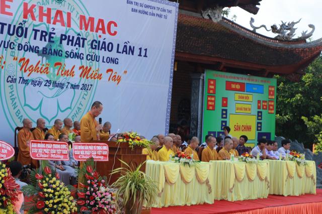 Cần Thơ: Trọng thể khai mạc Hội trại tuổi trẻ Phật giáo 11
