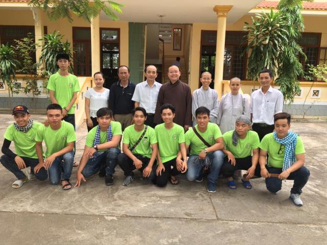 Quảng Trị: Trao học bổng và quà Trung thu cho học sinh nhân ngày tựu trường