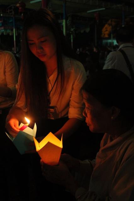Đăk Lăk: Thiêng liêng đêm đốt nến tưởng niệm ân sư