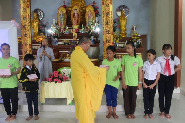 Khép lại khóa tu Báo hiếu chùa Xuân Thành