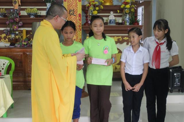 Khép lại khóa tu Báo hiếu chùa Xuân Thành