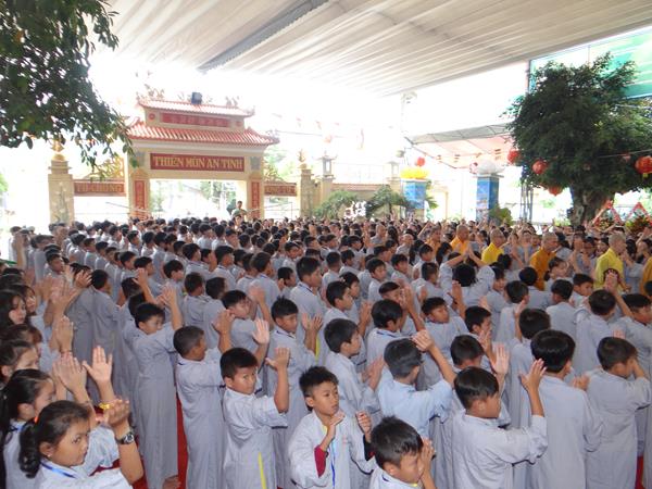 Lâm Đồng: Chùa Giác Hải khai mạc khóa tu mua hè cho 600 bạn trẻ