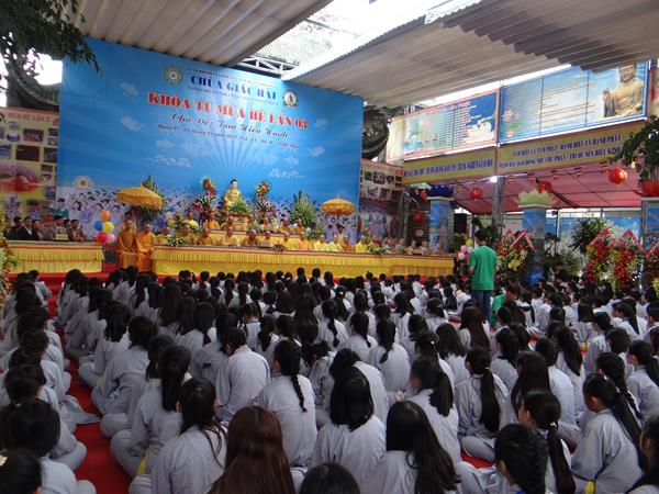 Lâm Đồng: Chùa Giác Hải khai mạc khóa tu mua hè cho 600 bạn trẻ