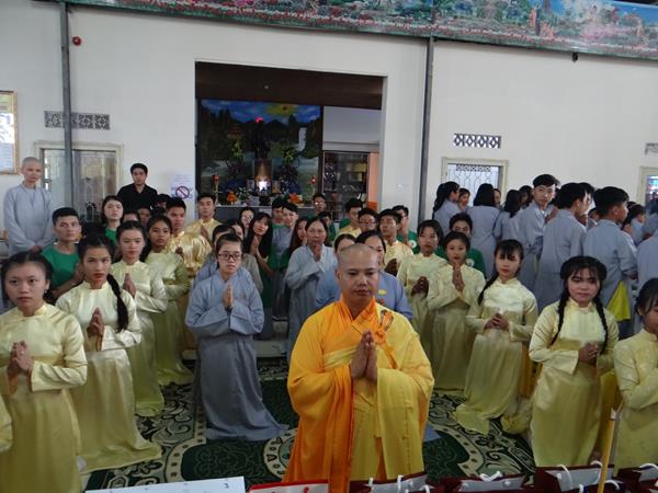 Lâm Đồng: Chùa Giác Hải khai mạc khóa tu mua hè cho 600 bạn trẻ