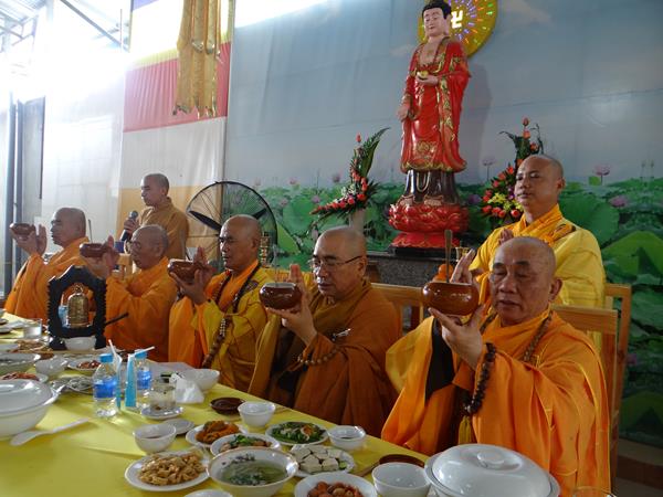 Lâm Đồng: Chùa Giác Hải khai mạc khóa tu mua hè cho 600 bạn trẻ