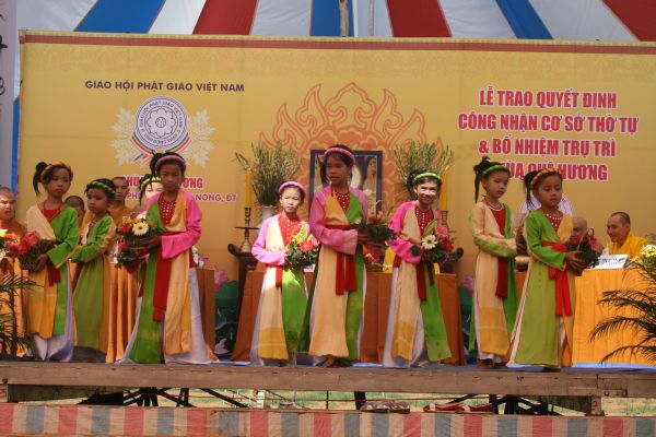 Đồng Tháp – Mừng lễ bổ nhiệm trụ trì chùa Quê Hương