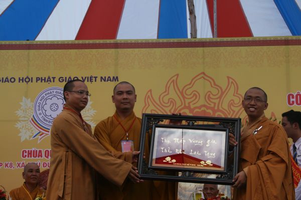 Đồng Tháp – Mừng lễ bổ nhiệm trụ trì chùa Quê Hương