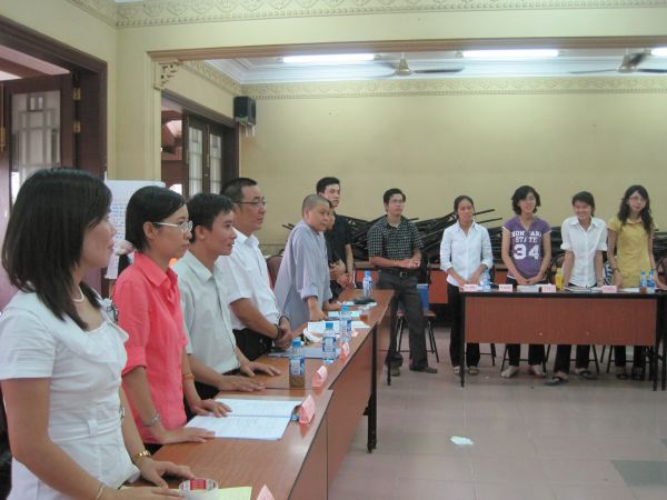 Tập huấn kỷ năng mang tình thương vào đời