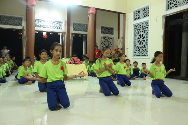 Quảng Trị: Những hình ảnh sinh hoạt khóa tu báo hiếu dành cho giới trẻ