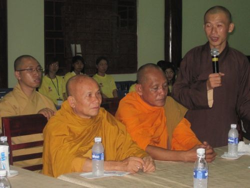 Đồng hành cùng Hội thảo