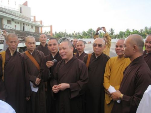 Tổng diễn tập cho chương trình Lễ Khai mạc  Hội thảo Hoằng pháp 2010