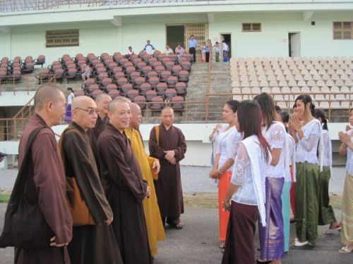 Tổng diễn tập cho chương trình Lễ Khai mạc  Hội thảo Hoằng pháp 2010