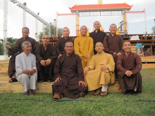 Tổng diễn tập cho chương trình Lễ Khai mạc  Hội thảo Hoằng pháp 2010