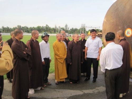 Tổng diễn tập cho chương trình Lễ Khai mạc  Hội thảo Hoằng pháp 2010