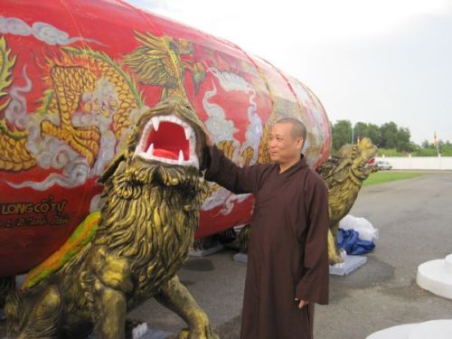 Tổng diễn tập cho chương trình Lễ Khai mạc  Hội thảo Hoằng pháp 2010