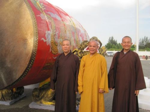 Tổng diễn tập cho chương trình Lễ Khai mạc  Hội thảo Hoằng pháp 2010