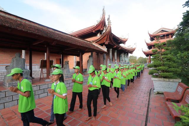Cần Thơ: Hội trại tuổi trẻ - Linh thiêng tiếng kinh cầu