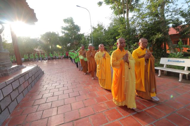 Cần Thơ: Hội trại tuổi trẻ - Linh thiêng tiếng kinh cầu