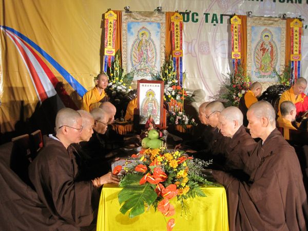 Triển lãm mừng Hội thảo Hoằng pháp 2010