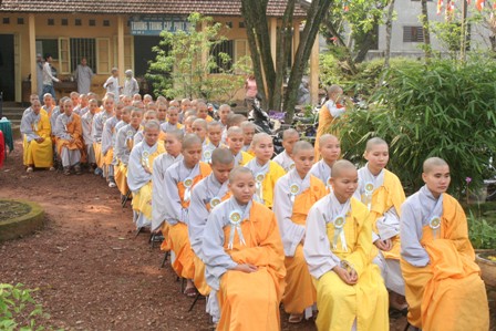 TT. Huế: Giới đàn Minh Hoằng khai đạo giới tử và tấn đàn