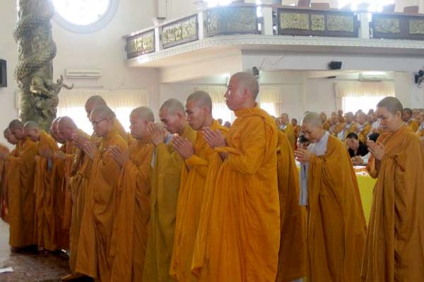 TP.HCM: Lễ Tổng Khai Hạ các điểm An Cư Kiết Hạ PL.2554 – DL.2010