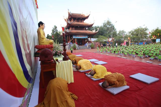 Cần Thơ: Hội trại tuổi trẻ - Linh thiêng tiếng kinh cầu