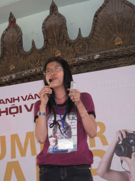 Đoàn thanh Thiếu nhi, Thiếu niên Phật tử về đảnh lễ chư Tôn đức Giáo phẩm lãnh đạo GHPGVN