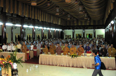 Kiên Giang: Chùa Phật Quang tri ân, ra mắt CLB Thanh niên Phật tử