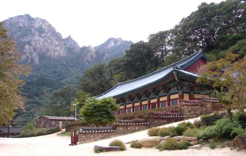 Cổ tự Tân Hưng - Hàn Quốc