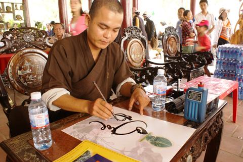 Đà Nẵng sôi động Lễ hội Quán Thế Âm