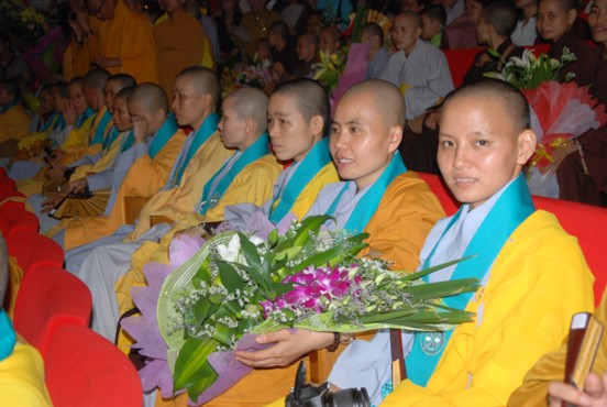 Hà Nội: Bế giảng khoá V và khai giảng khoá VI Học viện PGVN tại Hà Nội
