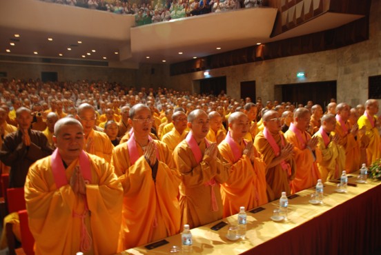 Hà Nội: Bế giảng khoá V và khai giảng khoá VI Học viện PGVN tại Hà Nội