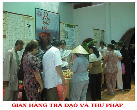 Dư Âm Còn Mãi: “Mặc  Nhân” – Người  Đề  Thơ  Tặng  Chữ