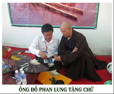 Dư Âm Còn Mãi: “Mặc  Nhân” – Người  Đề  Thơ  Tặng  Chữ