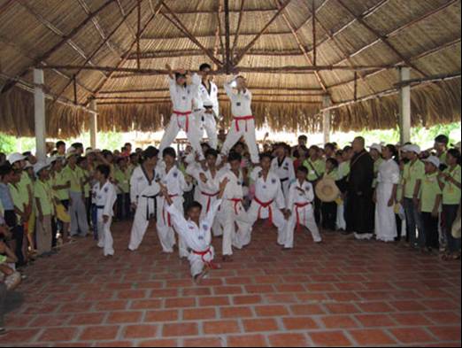 HỘI TRẠI “LÝ CÔNG UẨN” – 2010 Sân Chơi Lành Mạnh và Lý Thú