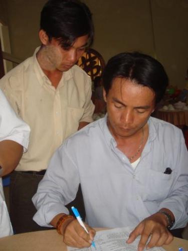 Khởi động hiến máu đón chào hội thảo Phật giáo toàn quốc 2010