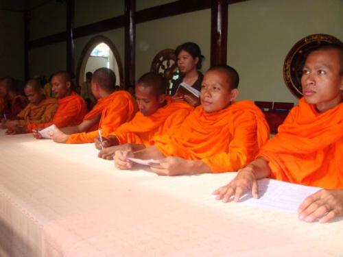 Khởi động hiến máu đón chào hội thảo Phật giáo toàn quốc 2010