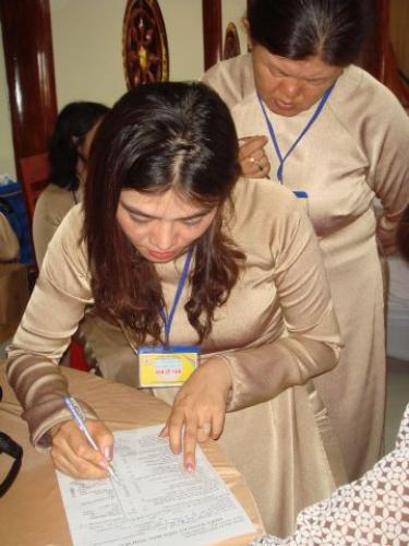 Khởi động hiến máu đón chào hội thảo Phật giáo toàn quốc 2010