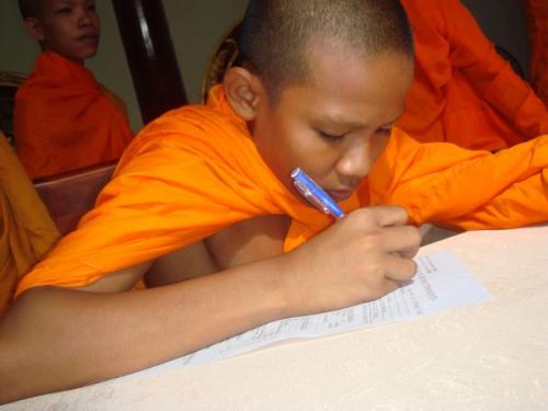 Khởi động hiến máu đón chào hội thảo Phật giáo toàn quốc 2010