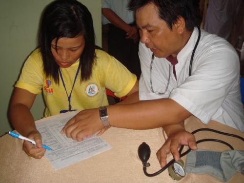 Khởi động hiến máu đón chào hội thảo Phật giáo toàn quốc 2010