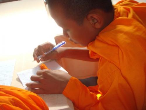 Khởi động hiến máu đón chào hội thảo Phật giáo toàn quốc 2010