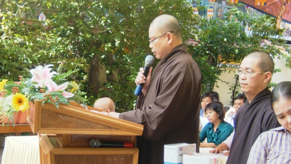 Bằng tất cả tấm lòng